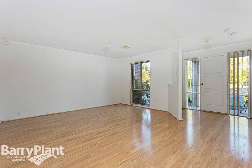40 Lennon Boulevard, Point Cook, VIC 3030, Point Cook - Thumbnail 5