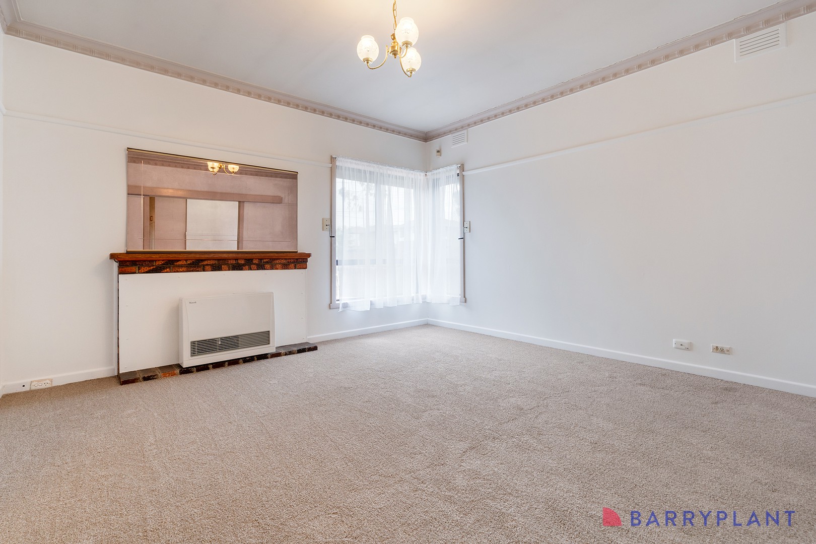 40 Lloyd Avenue, Reservoir, VIC 3073, Reservoir - Thumbnail 4