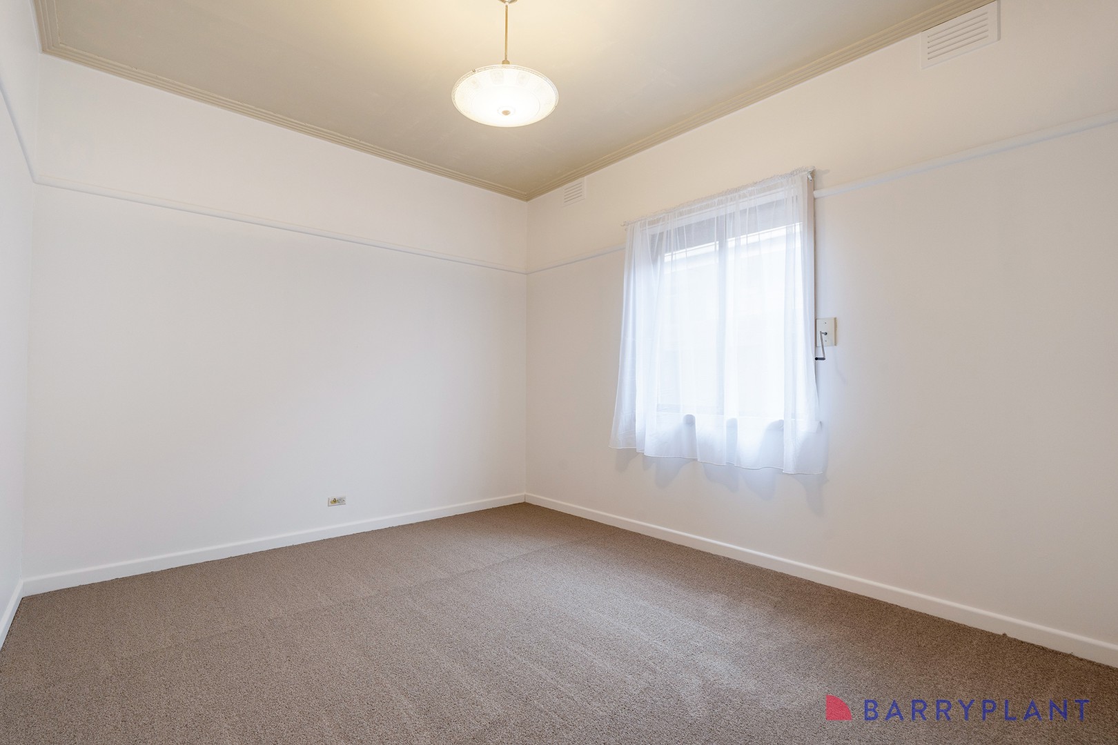 40 Lloyd Avenue, Reservoir, VIC 3073, Reservoir - Thumbnail 6