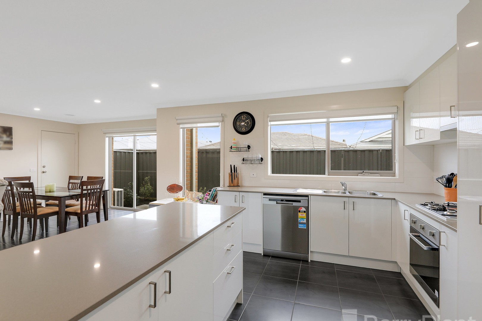 40 Manchester CircuitLongwarry, VIC 3816, Longwarry - Thumbnail 8