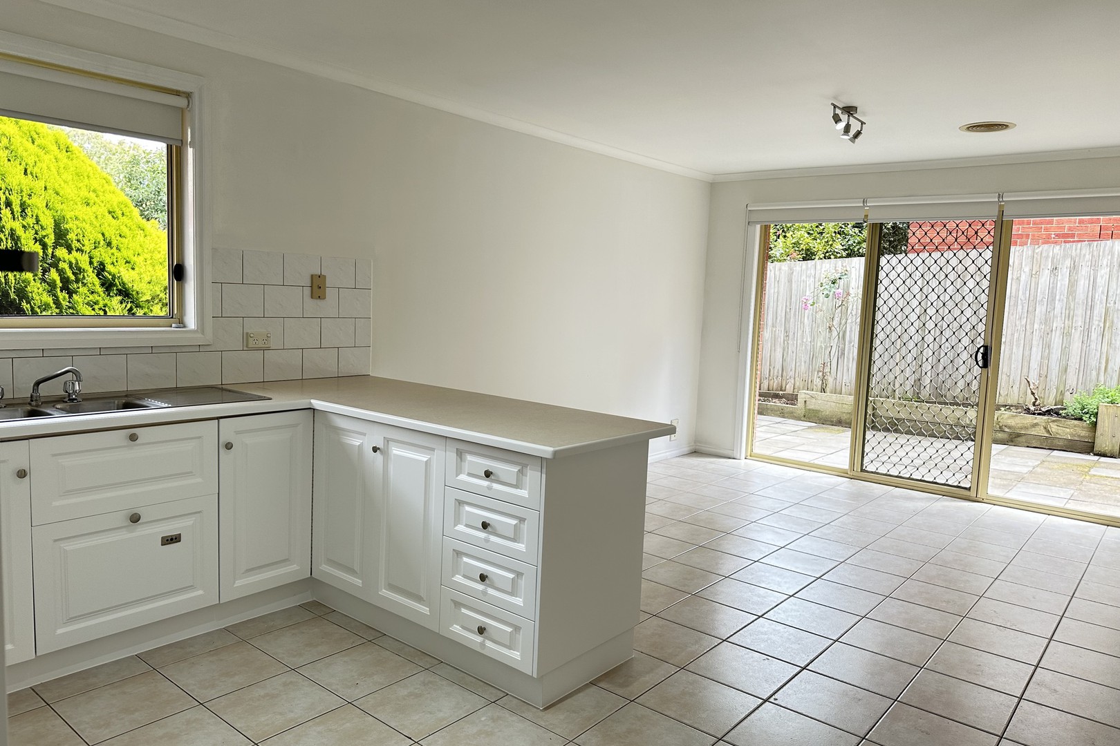 40 Mc Cabe Drive, Epping, VIC 3076, Epping - Thumbnail 3