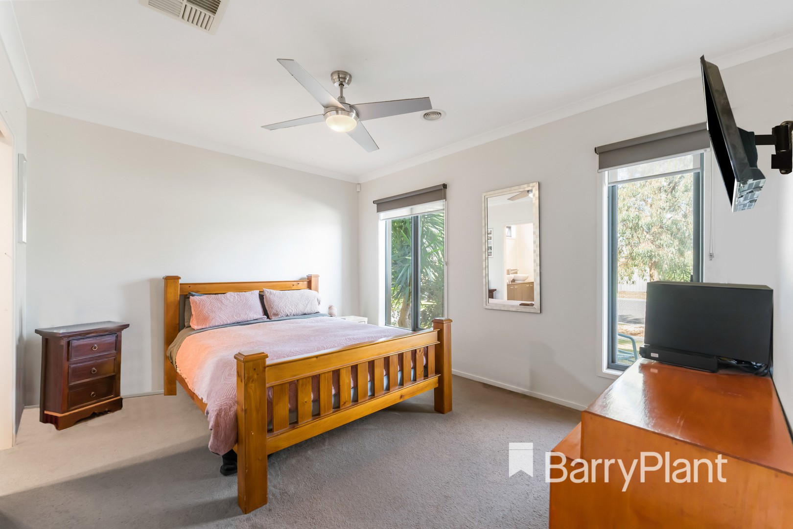 40 Orana Street, Wyndham Vale, VIC 3024, Wyndham Vale - Thumbnail 3