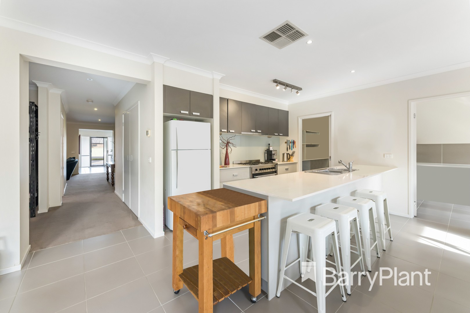 40 Orana Street, Wyndham Vale, VIC 3024, Wyndham Vale - Thumbnail 5