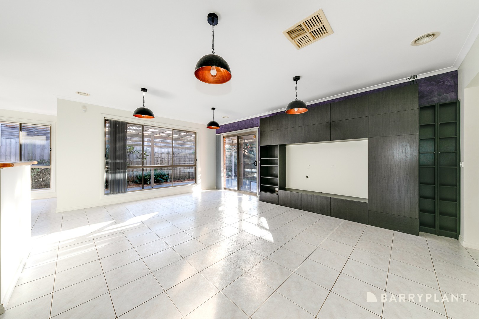 40 Parkwood Avenue, Narre Warren South, VIC 3805 - Thumbnail 2 - 18/01/2024