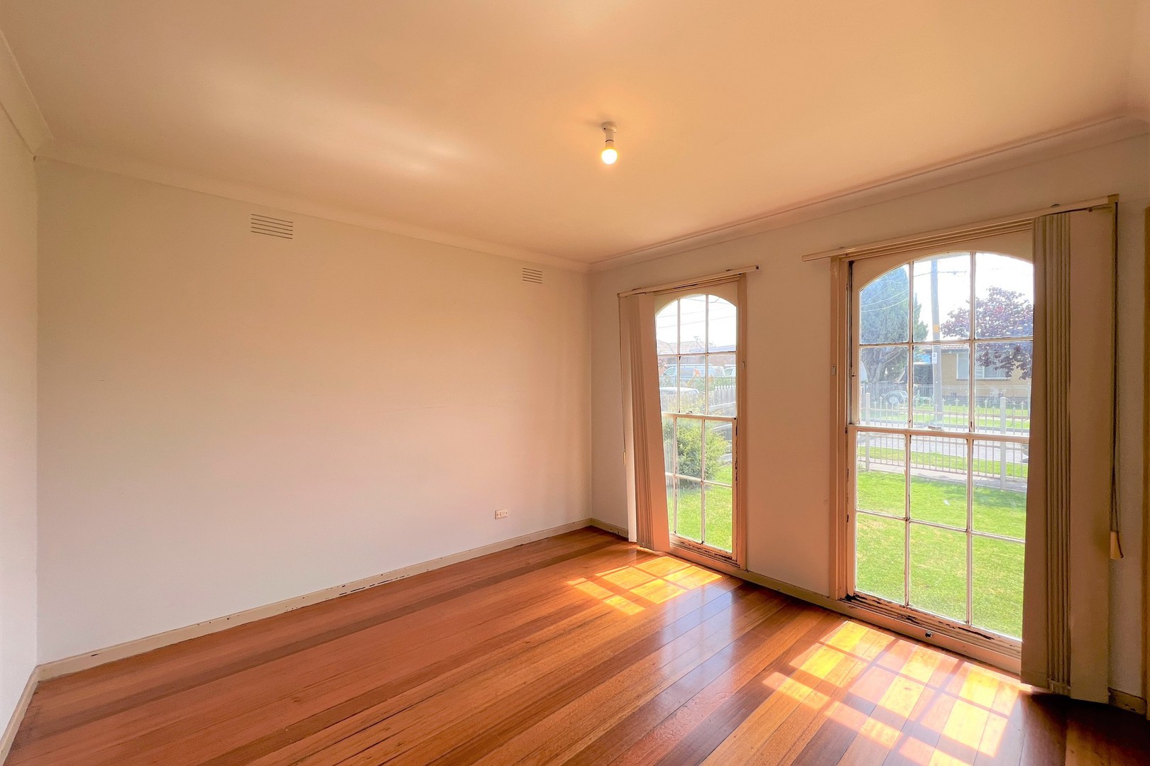 40 Pinoak Street, St Albans, VIC 3021, St Albans - Thumbnail 4