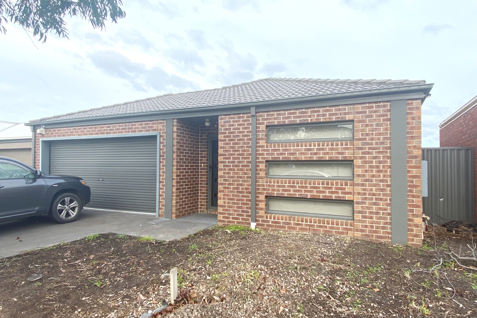 40 Pomegranate Way, Pakenham, VIC 3810, Pakenham - Thumbnail 2