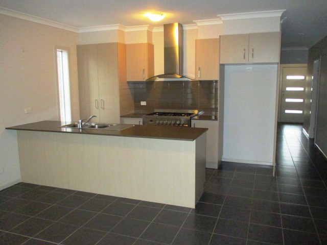 40 Regal Road, Point Cook, VIC 3030 - Thumbnail 1 - 28/04/2026