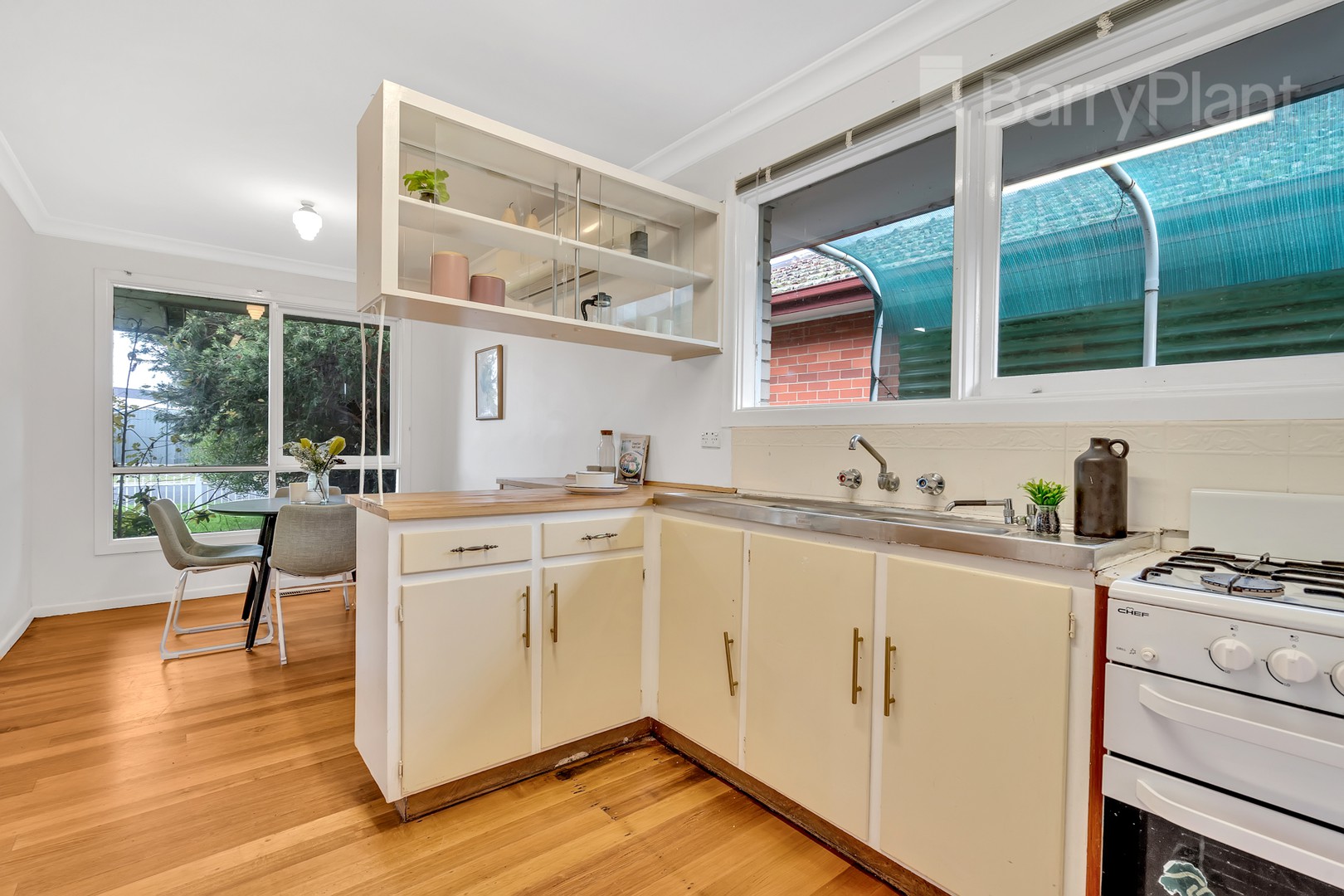 40 Robins Avenue, Reservoir, VIC 3073, Reservoir - Thumbnail 5