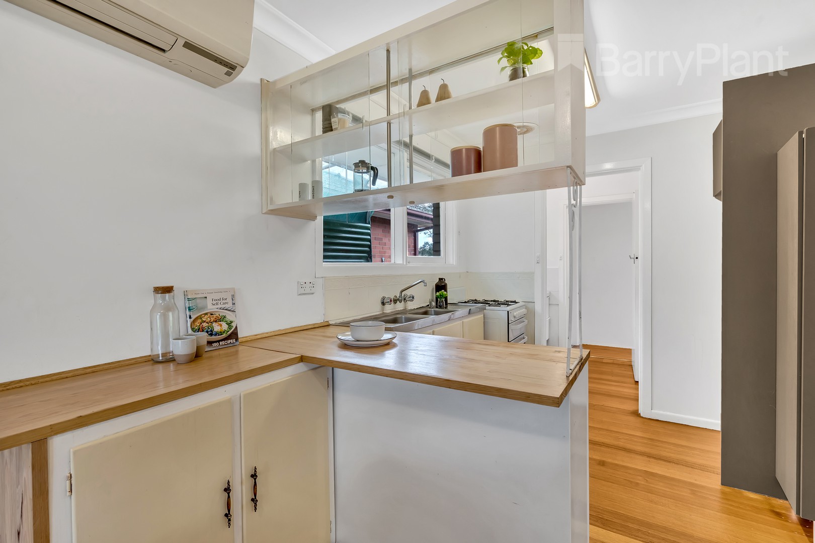 40 Robins Avenue, Reservoir, VIC 3073, Reservoir - Thumbnail 6