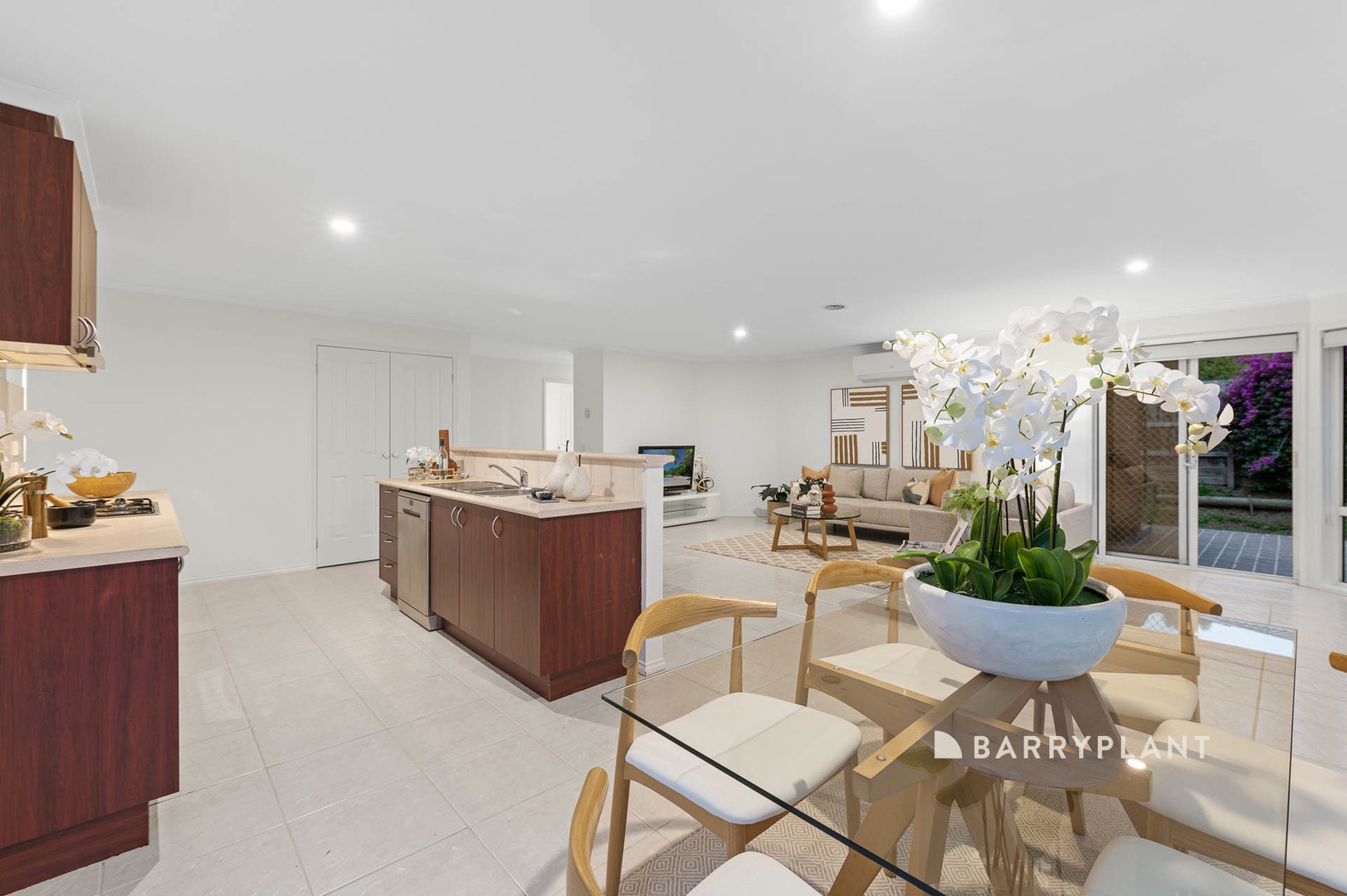 40 Sallybrook Circuit, Narre Warren, VIC 3805, Narre Warren - Thumbnail 4