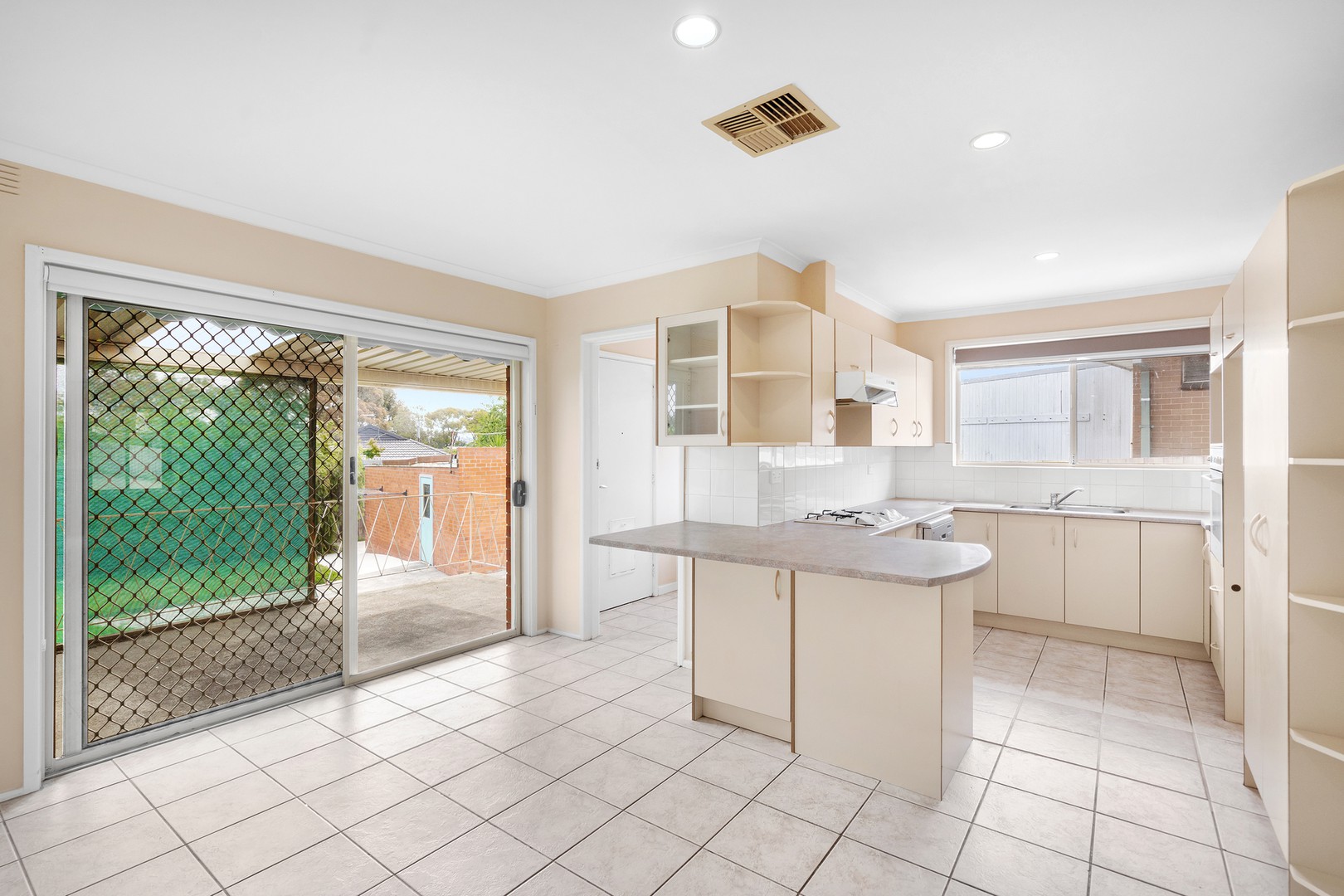 40 Stamford Crescent, Rowville, VIC 3178, Rowville - Thumbnail 3