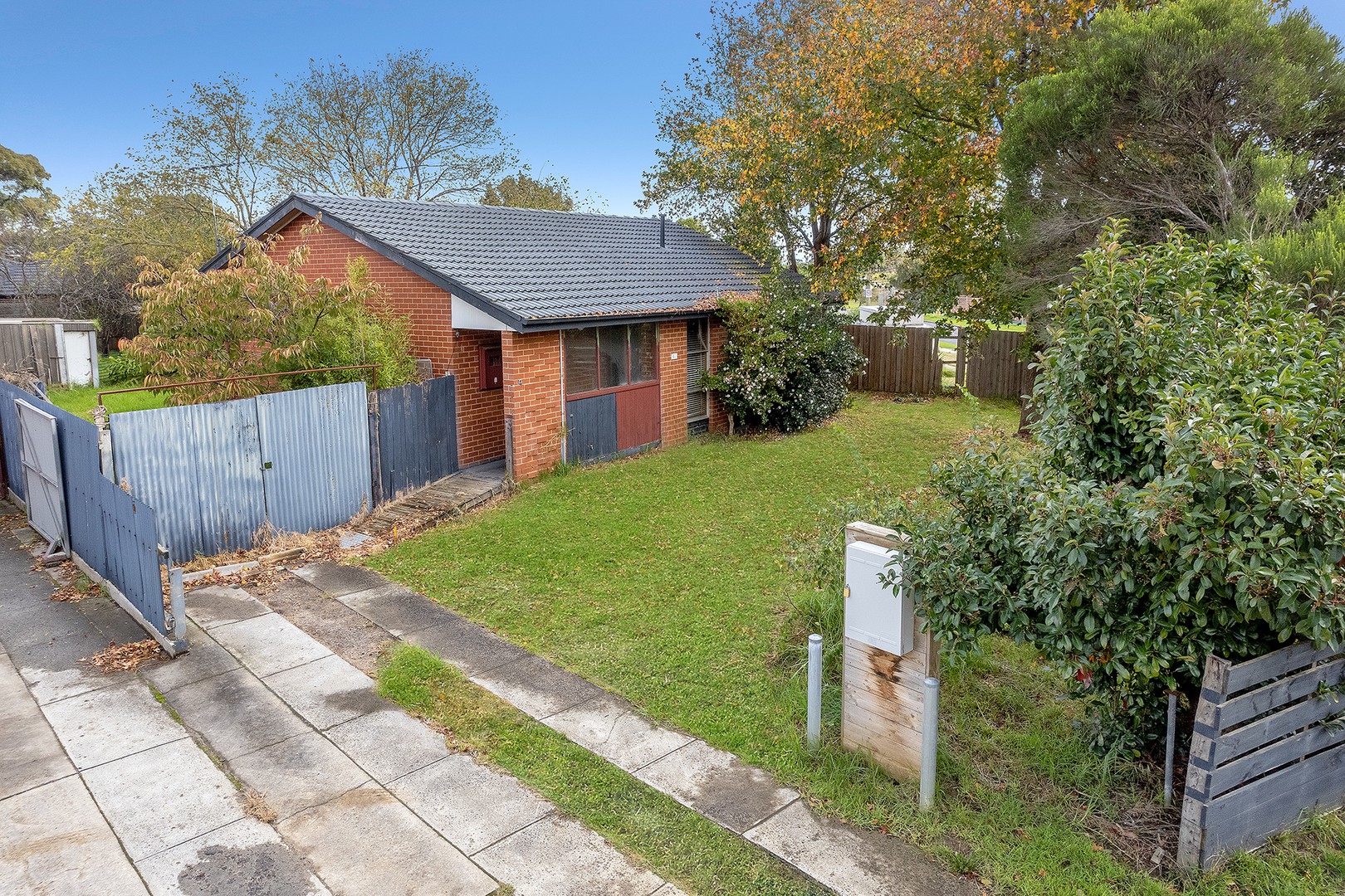 40 Tamarisk Drive, Frankston North, VIC 3200, Frankston North - Thumbnail 2
