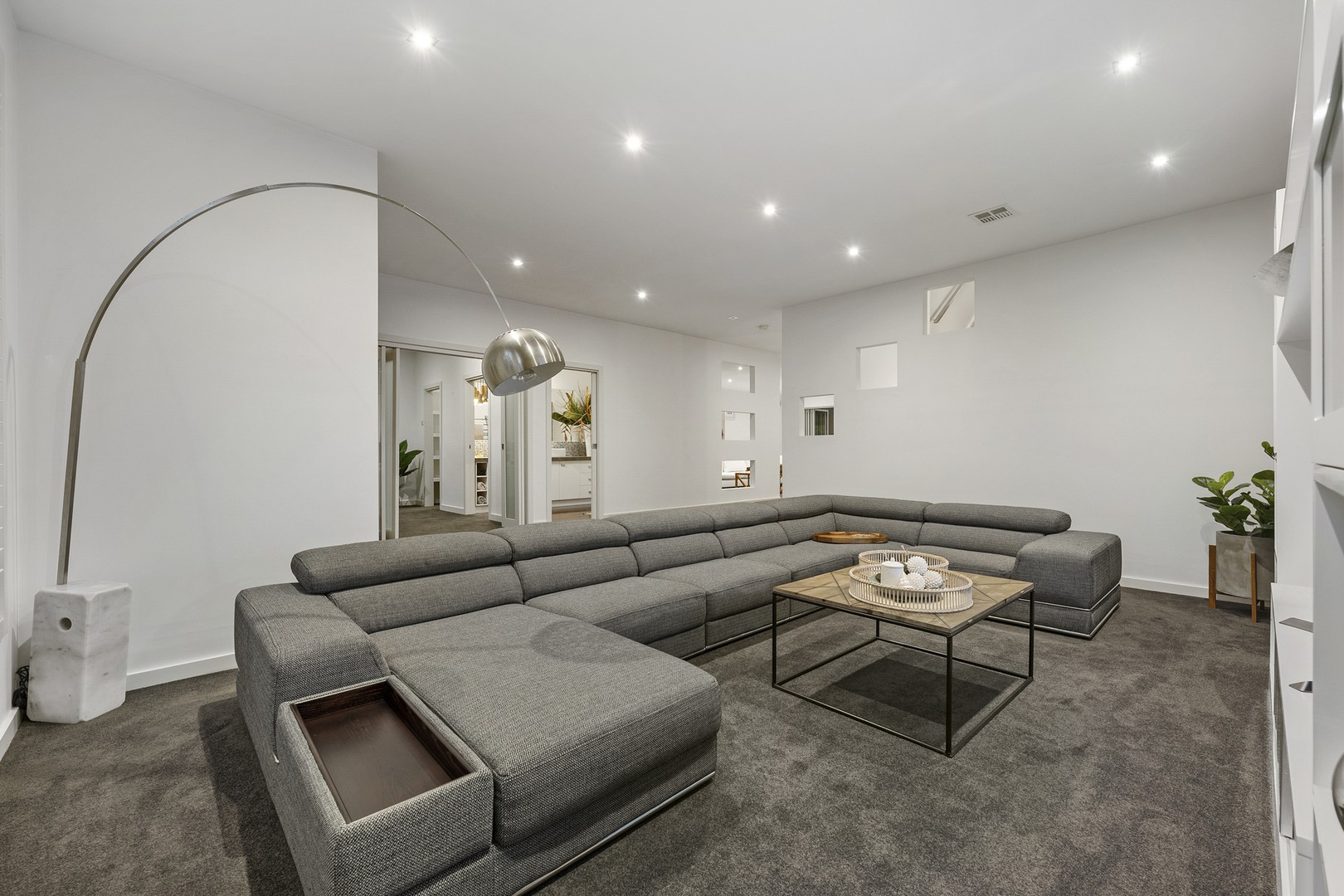 40 Taylors Hill Boulevard, Taylors Hill, VIC 3037, Taylors Hill - Thumbnail 3
