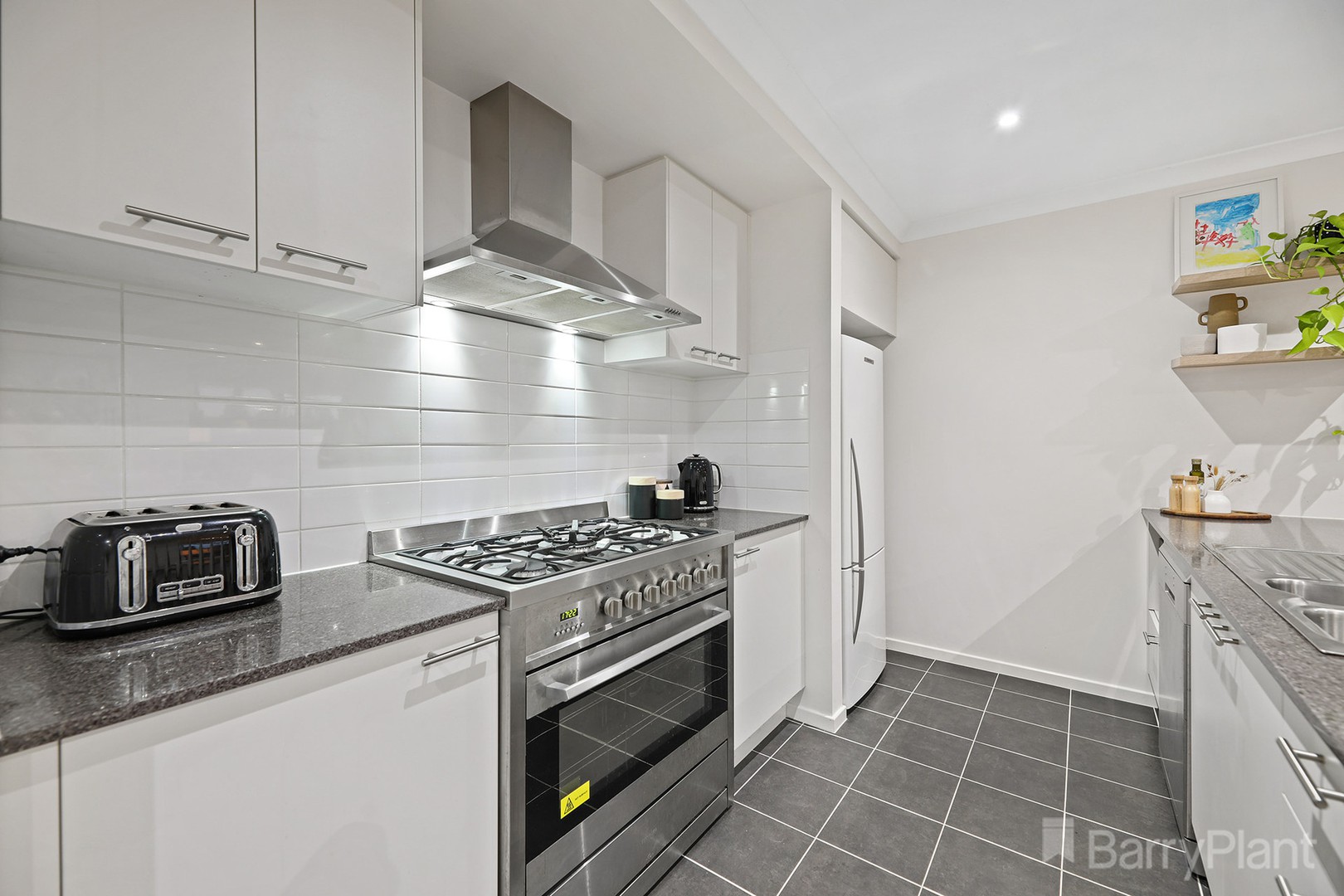 40 Waratah Street, Longwarry, VIC 3816, Longwarry - Thumbnail 8