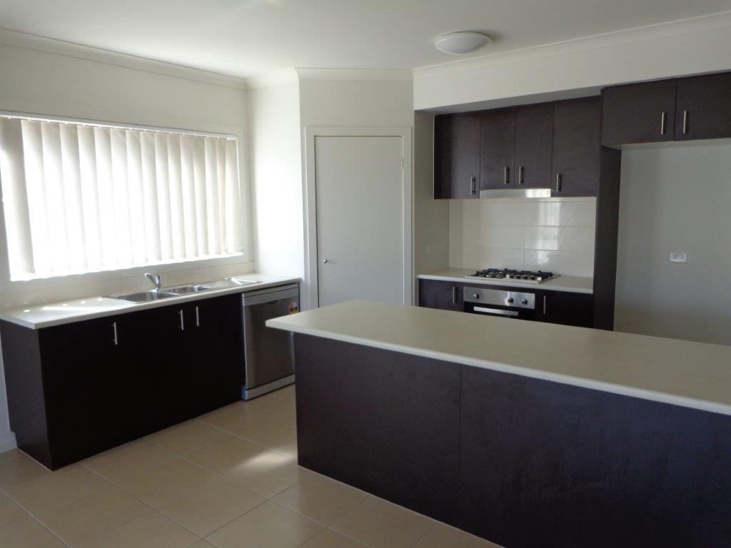 40 Warunda Parade, Point Cook, VIC 3030, Point Cook - Thumbnail 7