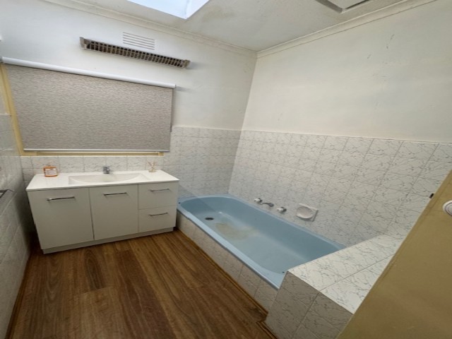 40 Widford Street, Glenroy, VIC 3046 - Thumbnail 2 - 06/01/2026