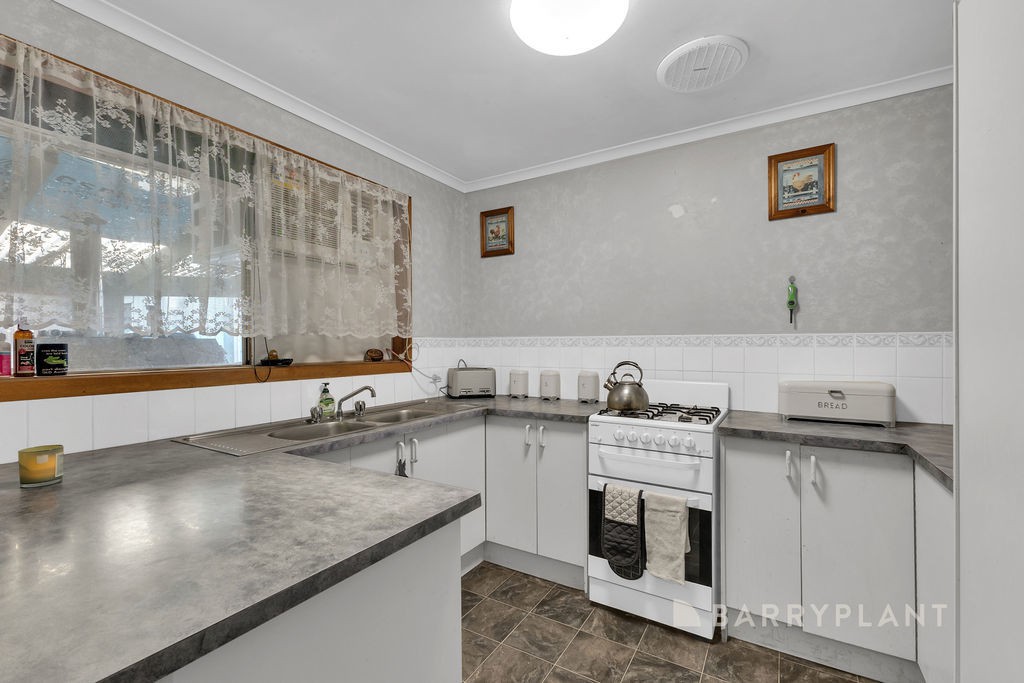 40 Willora Crescent, Cranbourne West, VIC 3977, Cranbourne West - Thumbnail 3