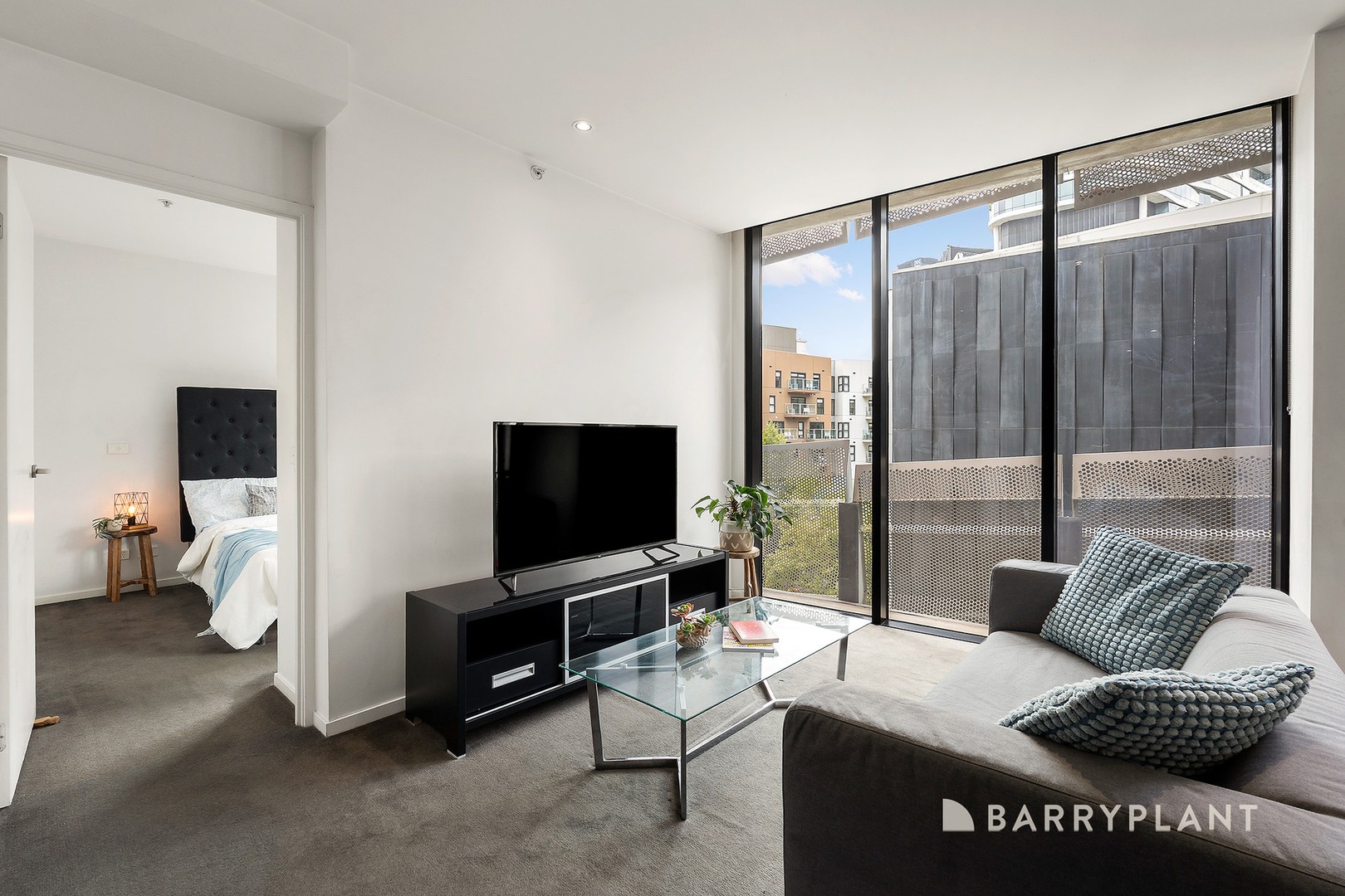400/18 Waterview Walk, Docklands, VIC 3008 - Thumbnail 2 - 05/02/2026