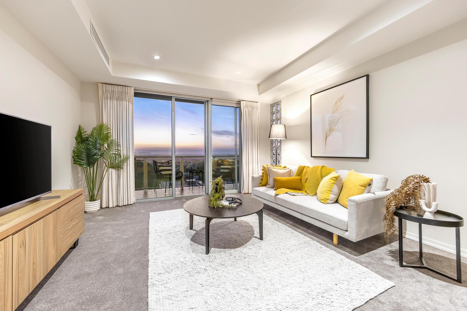 4004/2 Sovereign Point Court, Doncaster, VIC 3108, Doncaster - Thumbnail 2