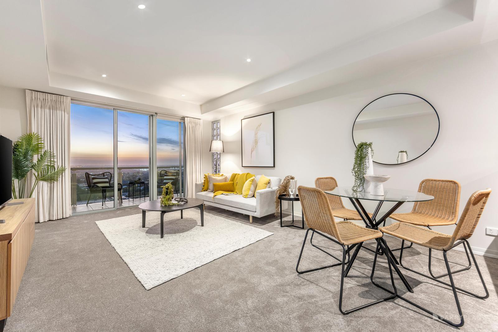 4004/2 Sovereign Point Court, Doncaster, VIC 3108, Doncaster - Thumbnail 3