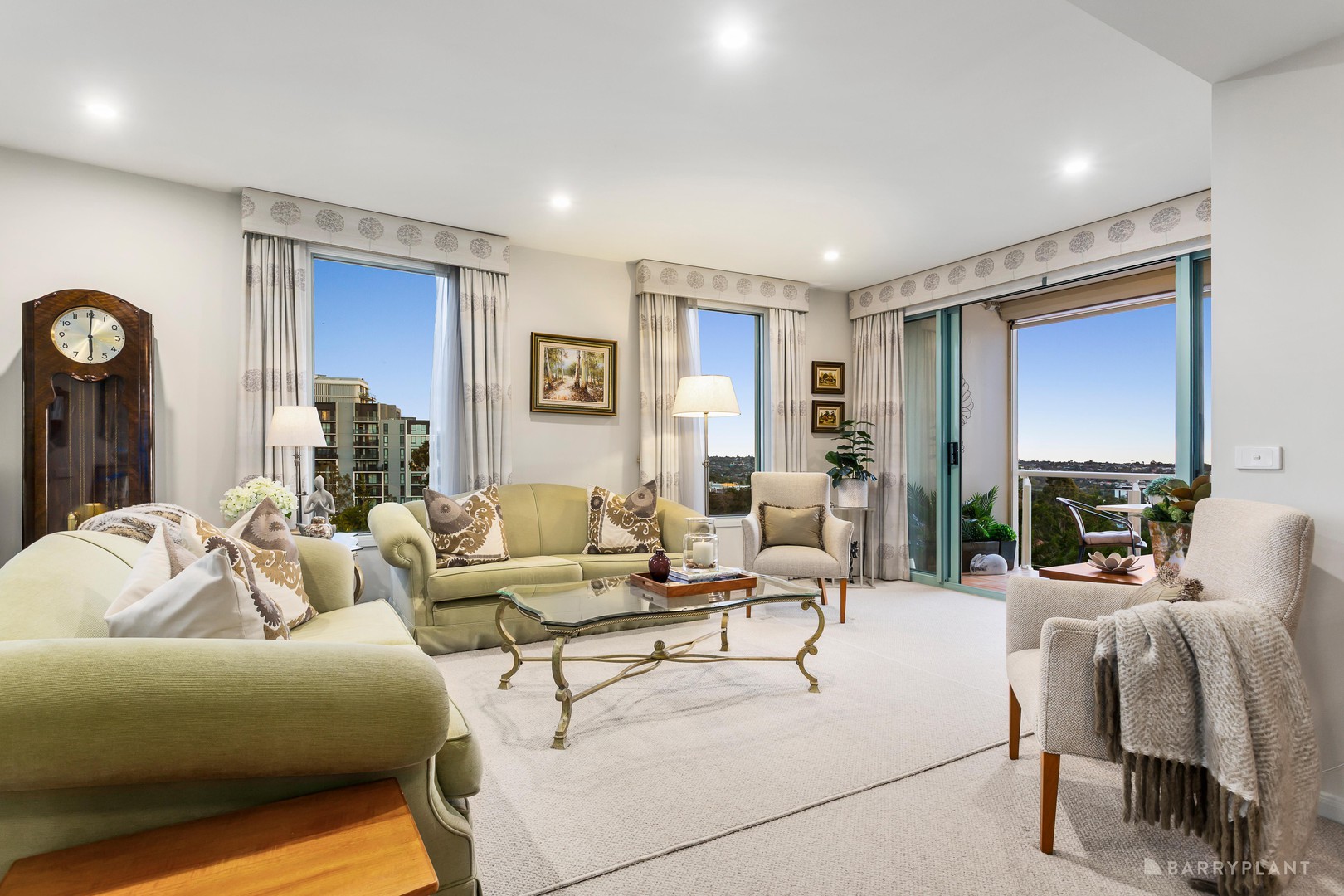 4006/2 Sovereign Point Court, Doncaster, VIC 3108, Doncaster - Thumbnail 3