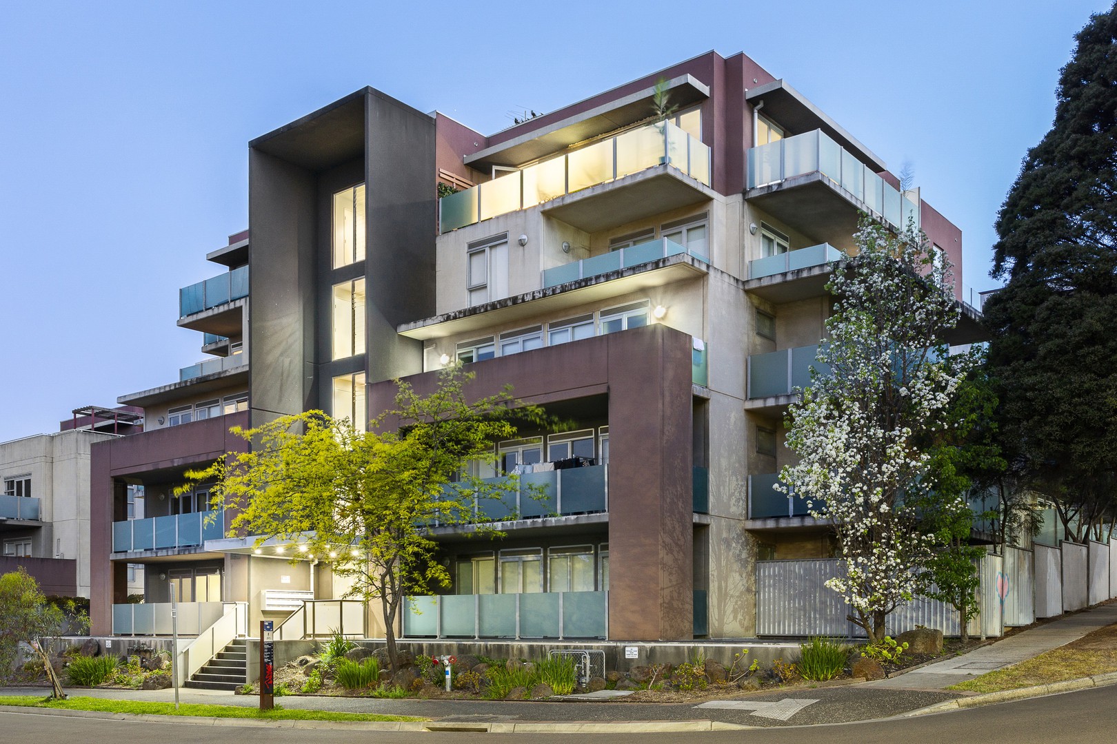 401/13-15 Goodson Street, Doncaster, VIC 3108