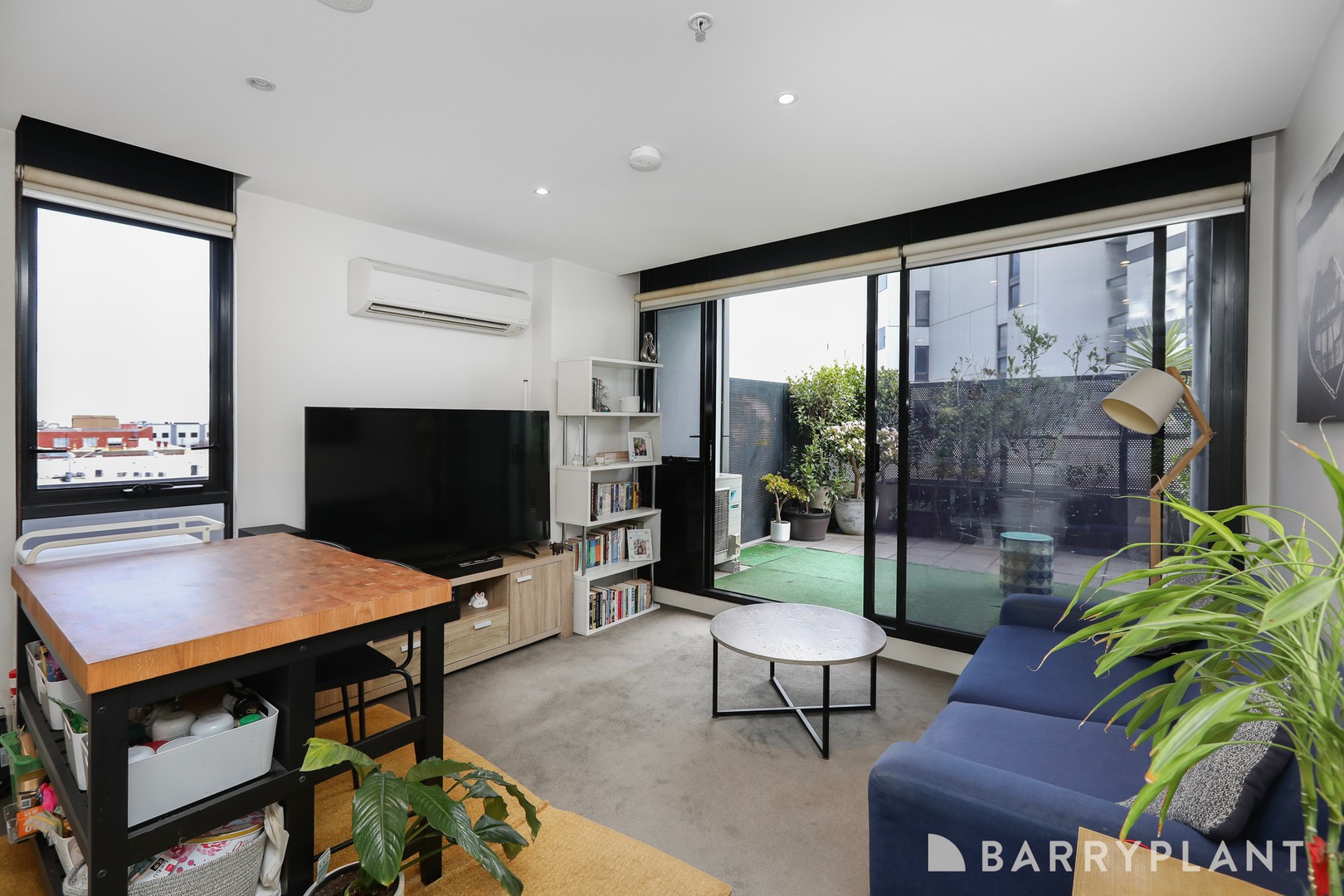 401B/2 Dennis Street, Footscray, VIC 3011 - Thumbnail 1 - 17/06/2025
