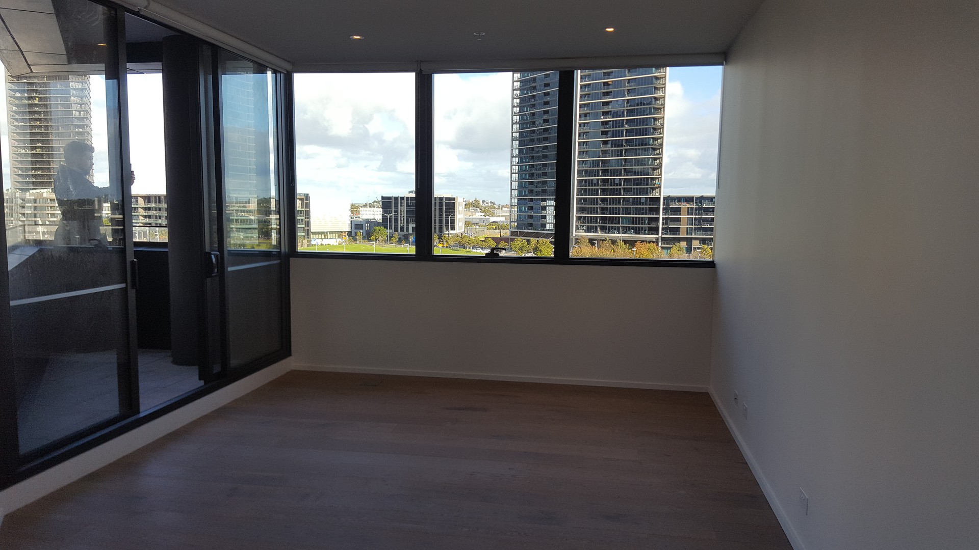 401S/889 Collins Street, Docklands, VIC 3008 - Thumbnail 1 - 18/11/2025