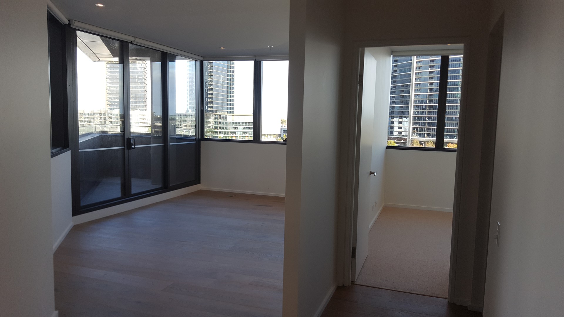 401S/889 Collins Street, Docklands, VIC 3008 - Thumbnail 2 - 18/11/2025