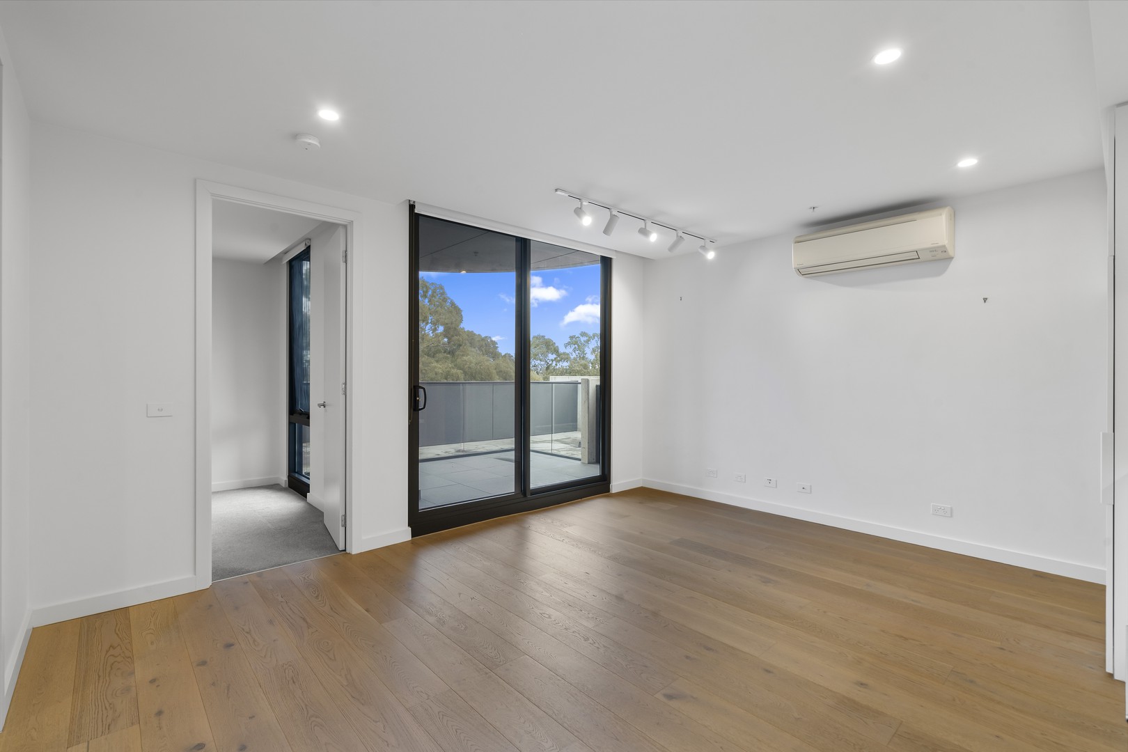 403/12 Queen Street, Blackburn, VIC 3130 - Thumbnail 1 - 16/04/2025