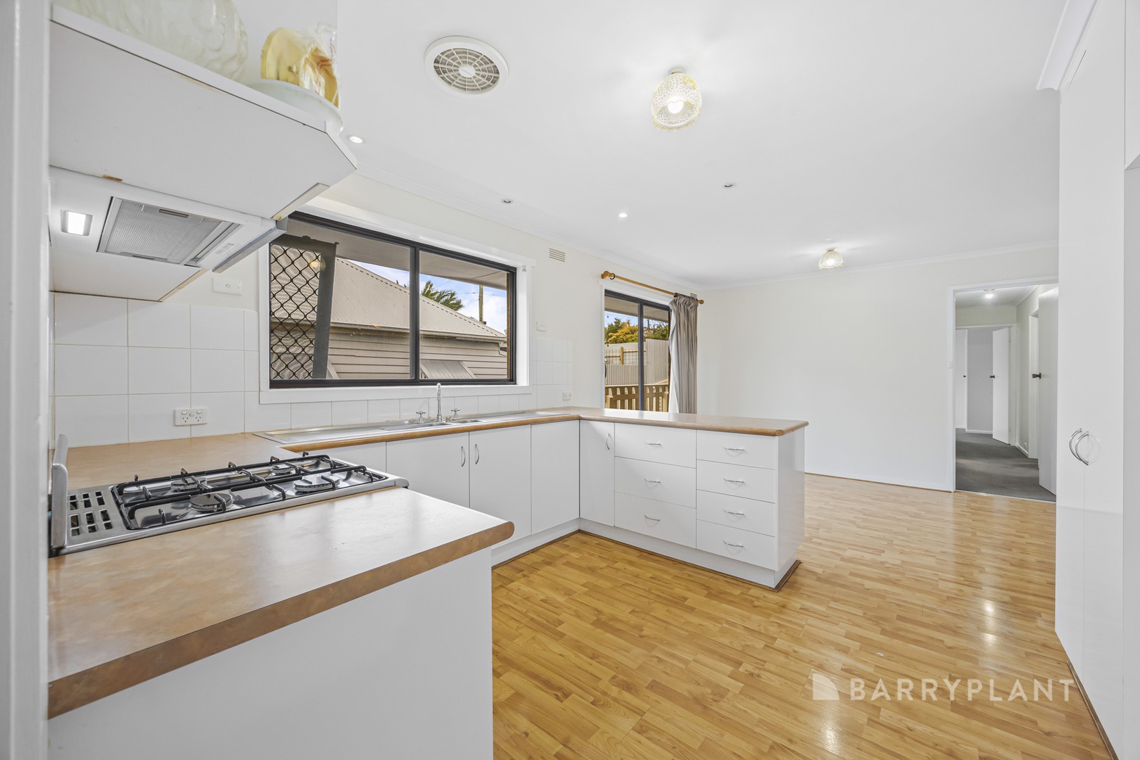 403 Barkly St, Golden Point, VIC 3350, Golden Point - Thumbnail 3