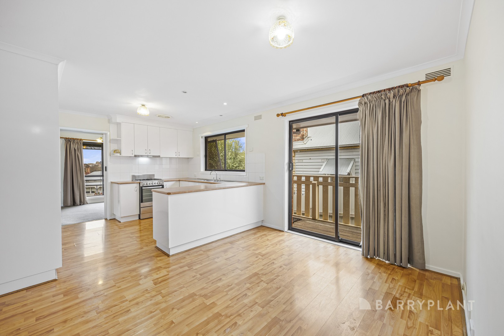 403 Barkly St, Golden Point, VIC 3350, Golden Point - Thumbnail 4