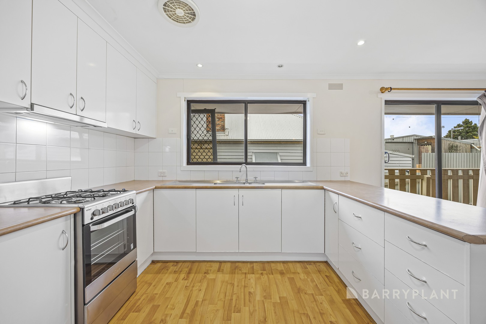 403 Barkly St, Golden Point, VIC 3350, Golden Point - Thumbnail 5