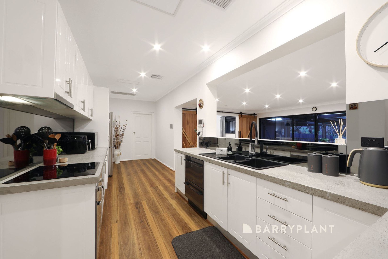 403 Lysterfield Road, Lysterfield, VIC 3156, Lysterfield - Thumbnail 6