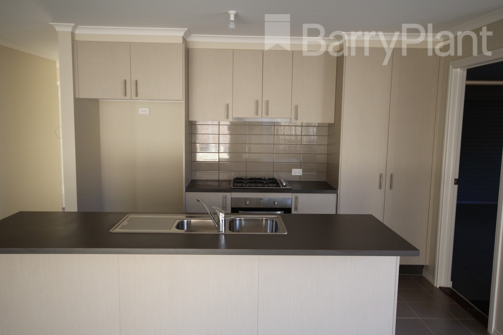 403A Richards Street, Canadian, VIC 3350, Canadian - Thumbnail 3