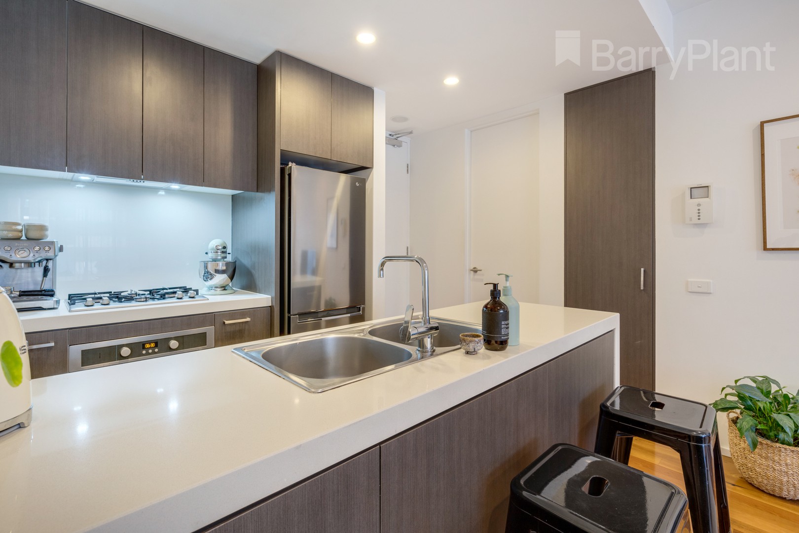 405/2 Plenty Road, Preston, VIC 3072, Preston - Thumbnail 3