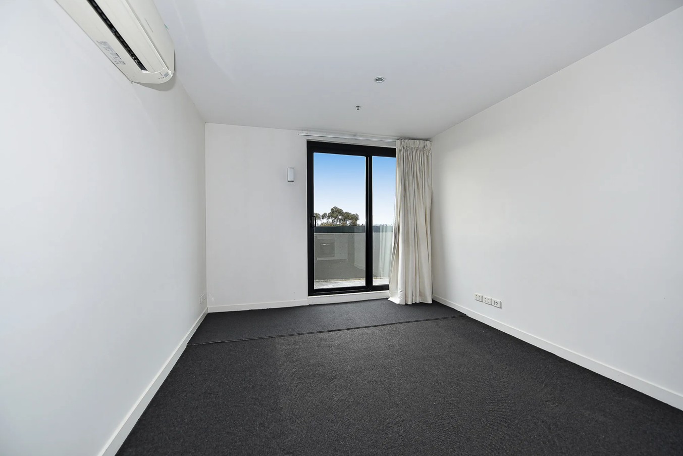 406/55 Collins Street, Essendon, VIC 3040 - Thumbnail 2 - 01/07/2026