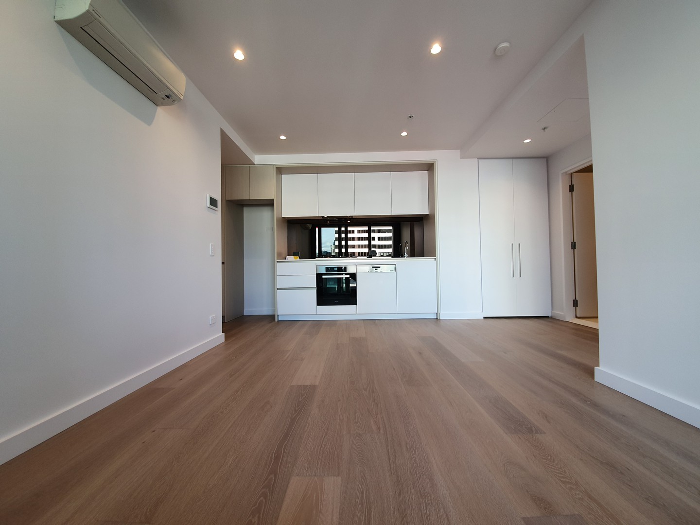 407/628 FLINDERS Street, Docklands, VIC 3008, Docklands - Thumbnail 3