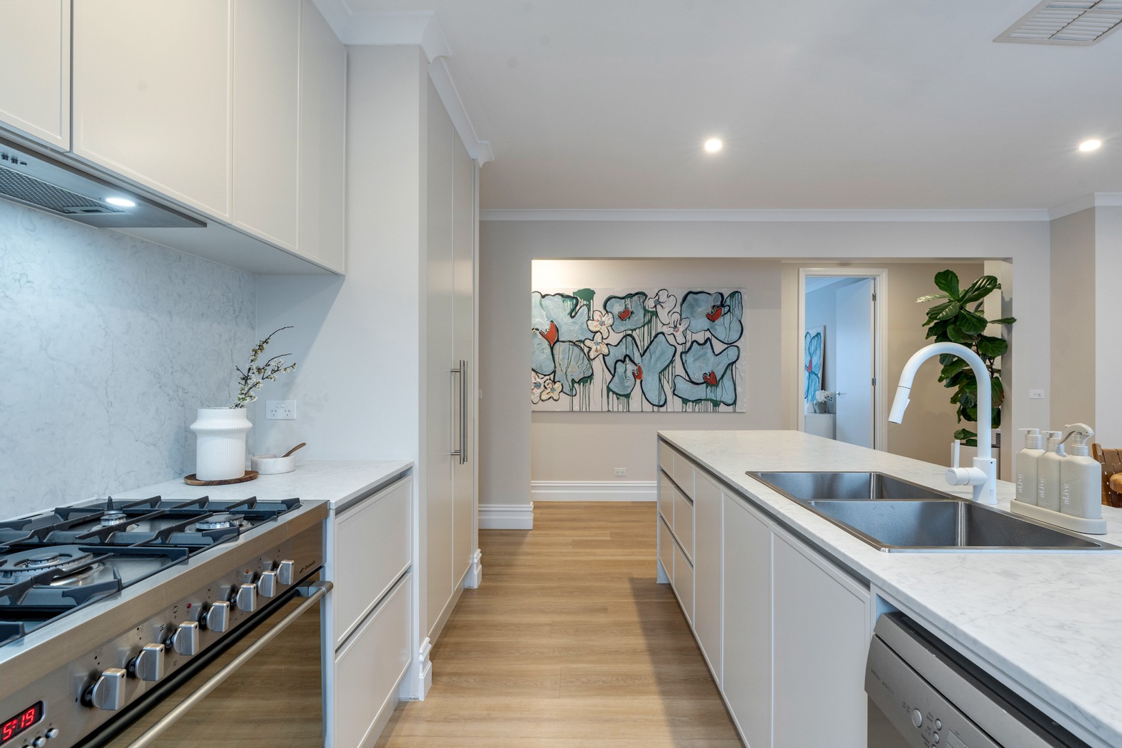408 Grand Boulevard, Craigieburn, VIC 3064, Craigieburn - Thumbnail 4