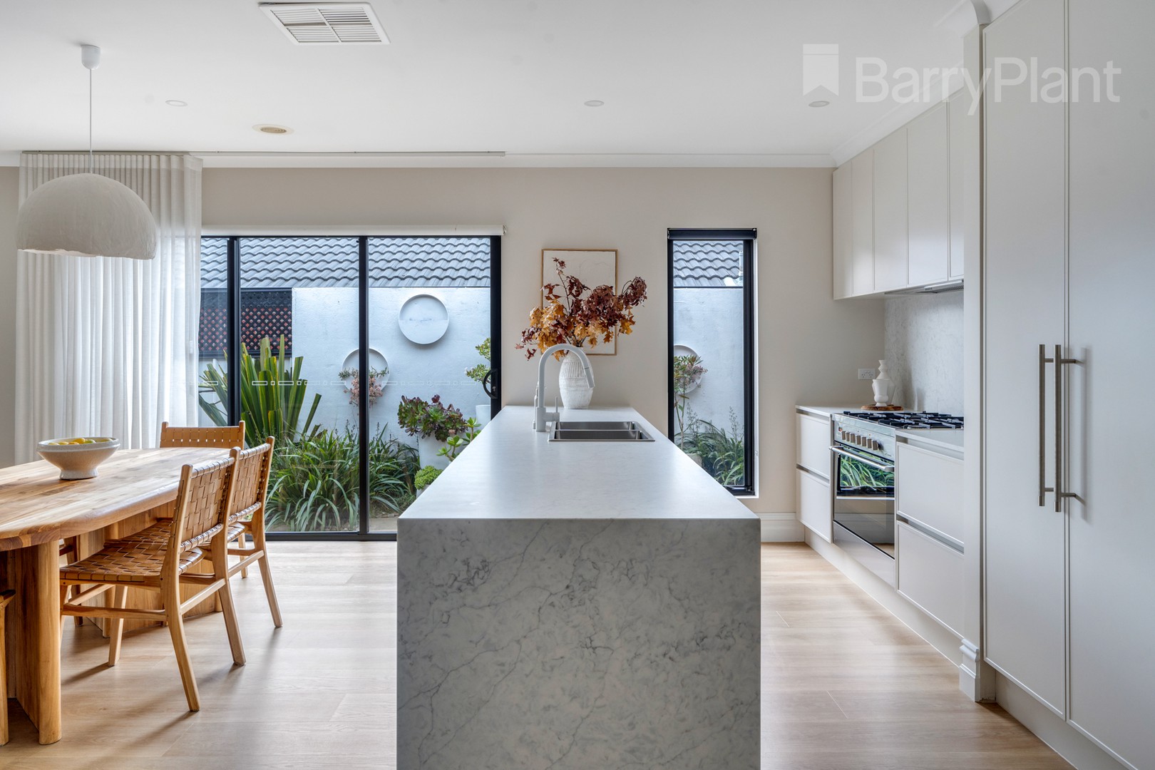 408 Grand Boulevard, Craigieburn, VIC 3064, Craigieburn - Thumbnail 5