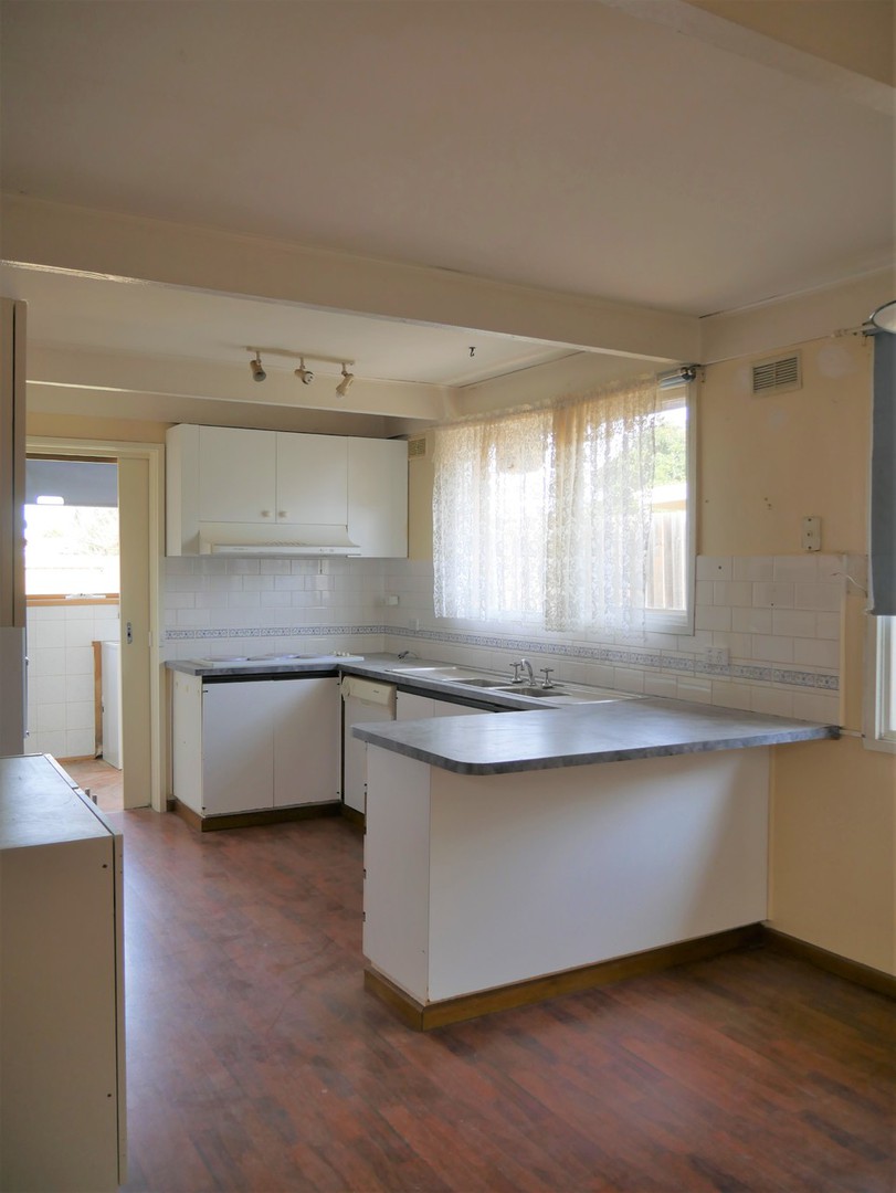 41 Callanan Drive, Melton South, VIC 3338, Melton South - Thumbnail 6