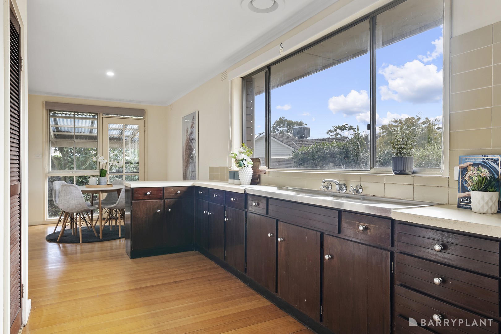 41 Canterbury Road, Ringwood East, VIC 3135, Ringwood East - Thumbnail 5