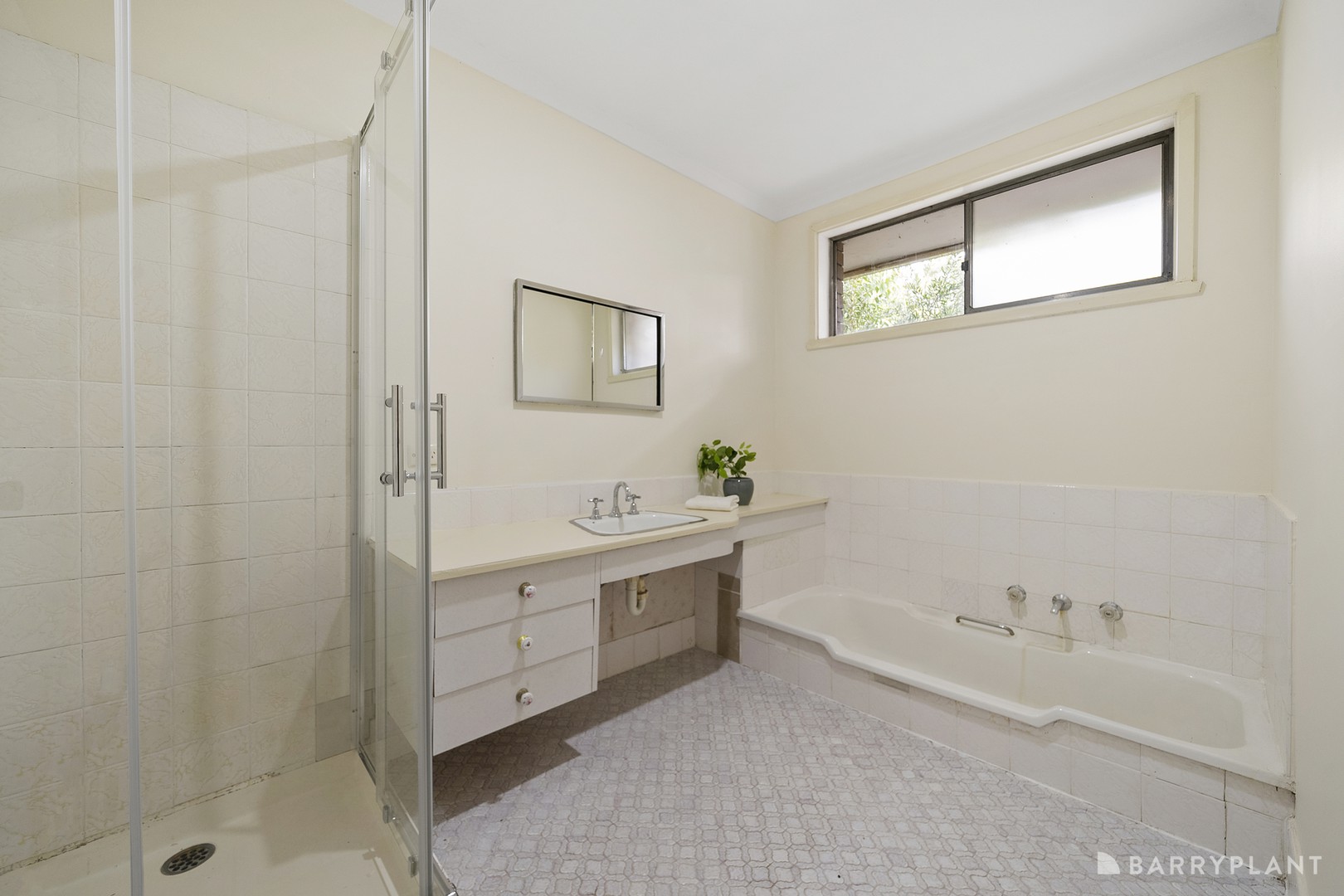 41 Canterbury Road, Ringwood East, VIC 3135, Ringwood East - Thumbnail 8