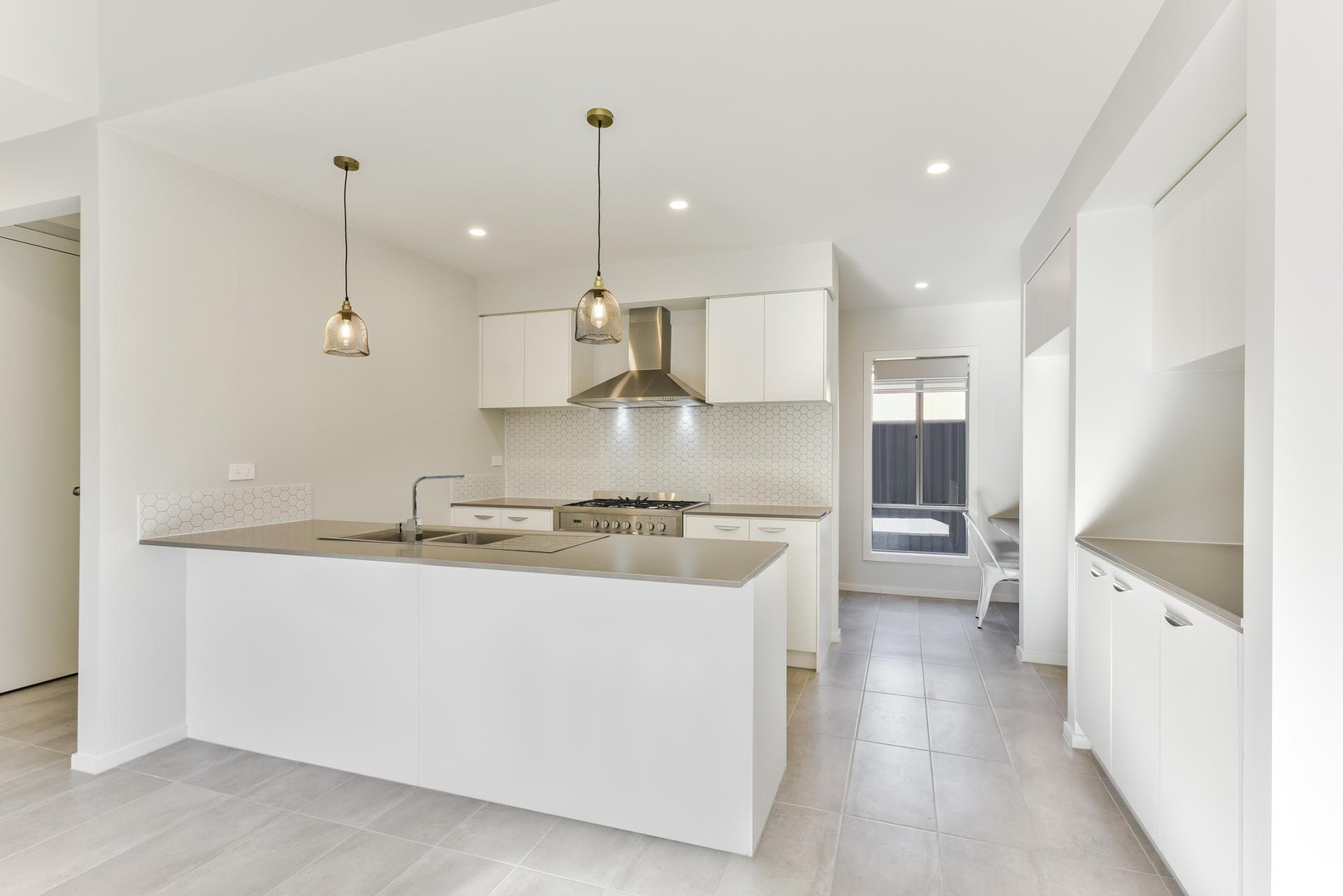 41 Capstan Crescent, Curlewis, VIC 3222, Curlewis - Thumbnail 2