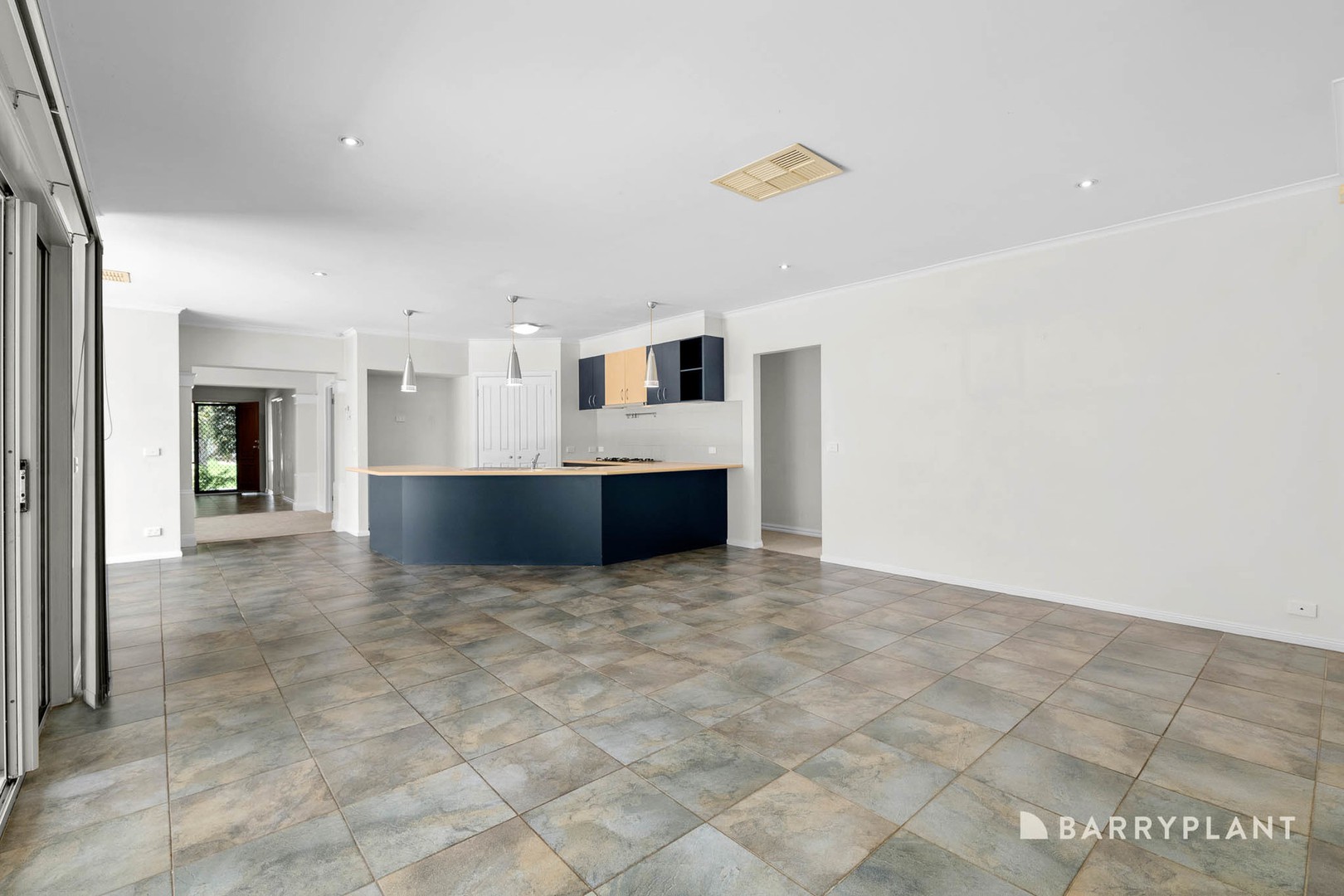 41 Chisholm Crescent, Narre Warren South, VIC 3805, Narre Warren South - Thumbnail 6