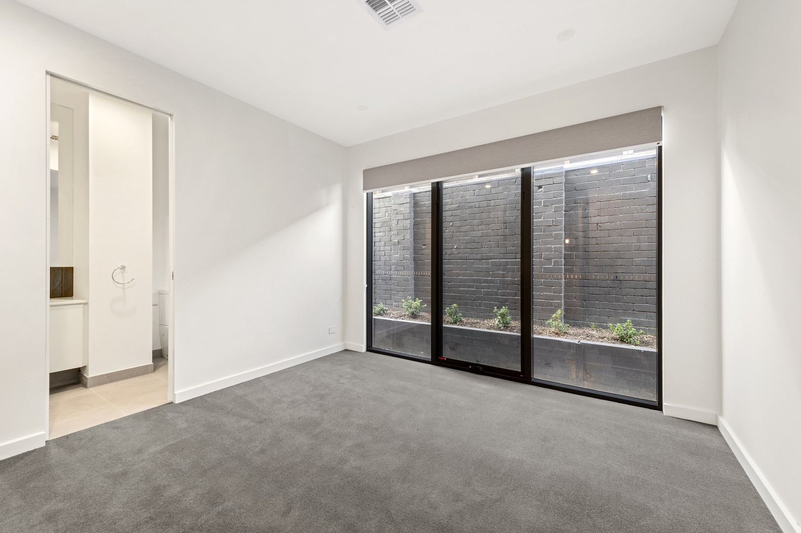 41 Dehnert Street, Doncaster East, VIC 3109, Doncaster East - Thumbnail 3