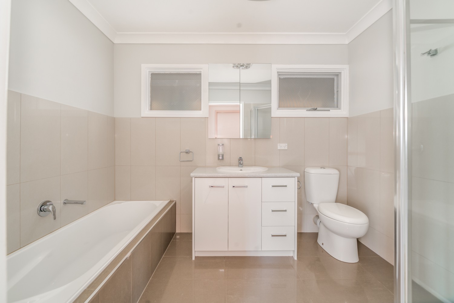 41 Denis Street, Mitcham, VIC 3132, Mitcham - Thumbnail 2