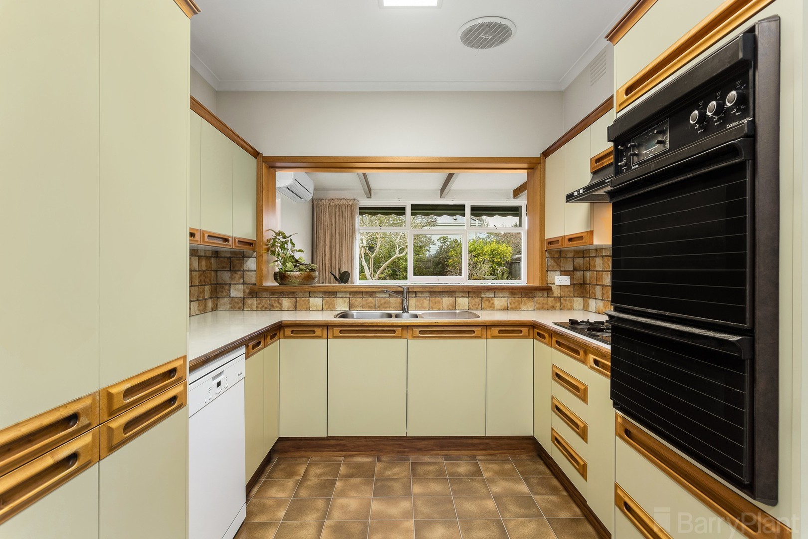 41 Dickasons Road, Heathmont, VIC 3135, Heathmont - Thumbnail 3