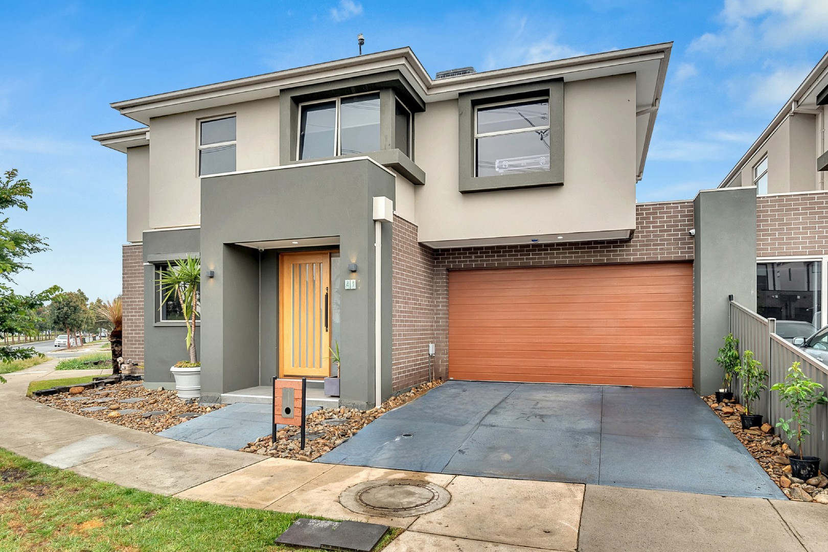 41 Everglade Crescent, Roxburgh Park, VIC 3064, Roxburgh Park - Thumbnail 2