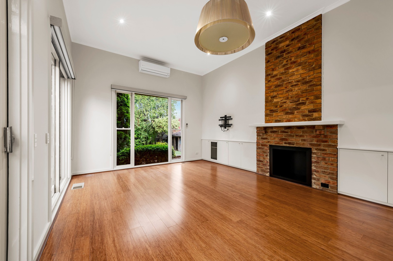41 Fromhold  Drive, Doncaster, VIC 3108, Doncaster - Thumbnail 4